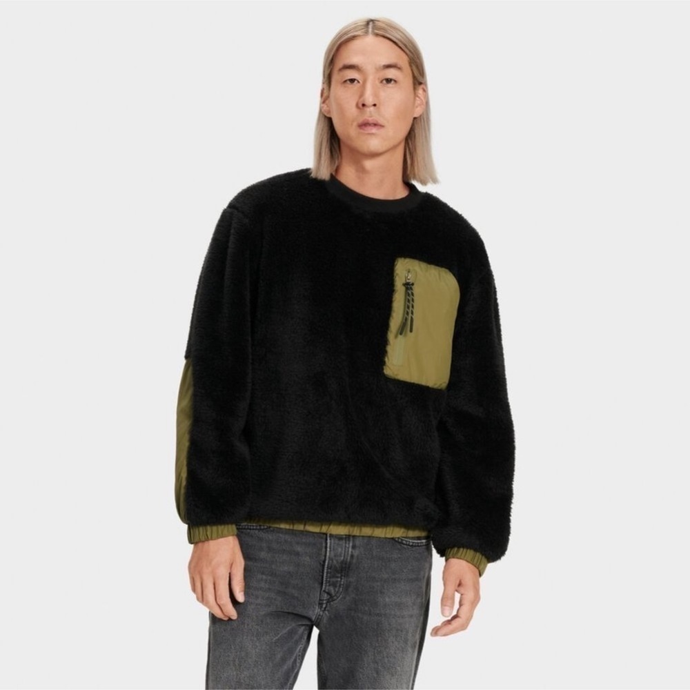 UGG‎ Niko Sherpa Crewneck Pullover Sweater Size Small Men
